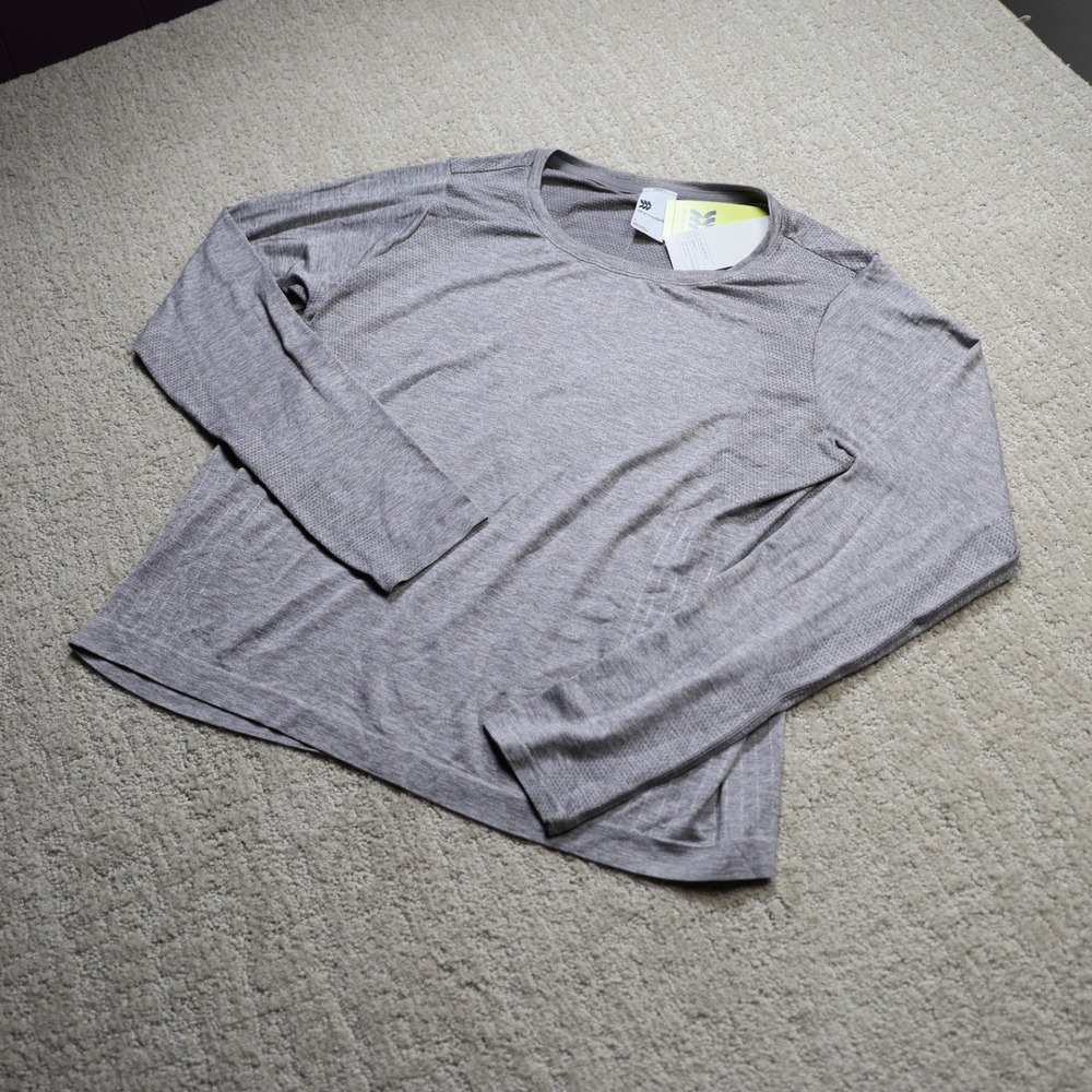 All in Motion Heathered Gray Seamless Long Sleeve Activewear Tee Large NWT